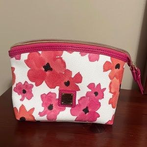 NEW🌺✅ D&B Flower Bloom Cosmetic Bag